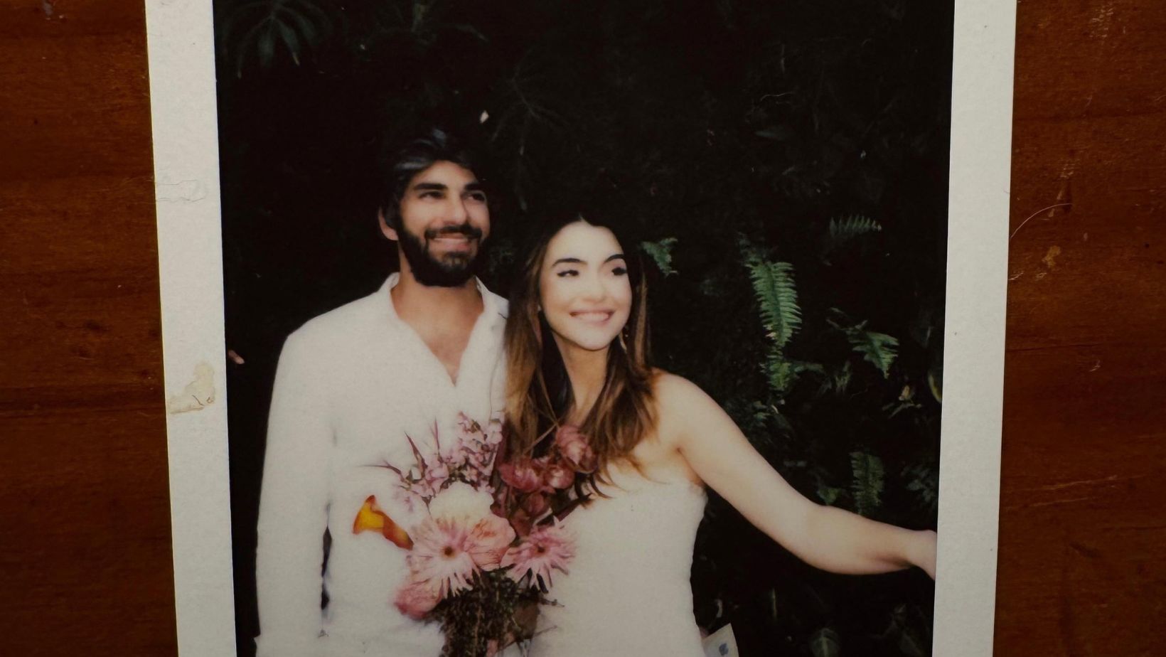 Ex de Deborah Secco anuncia que será pai novamente