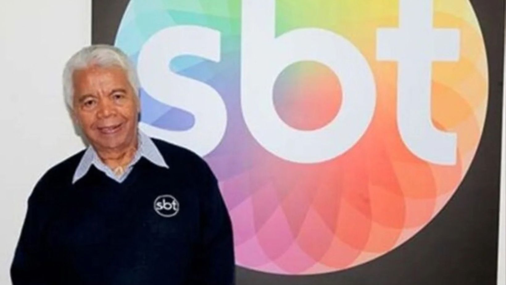 Esposa de ex-assistente de Silvio Santos diz ter sido barrada no SBT: “Veio me xingar”. Foto: Redes sociais