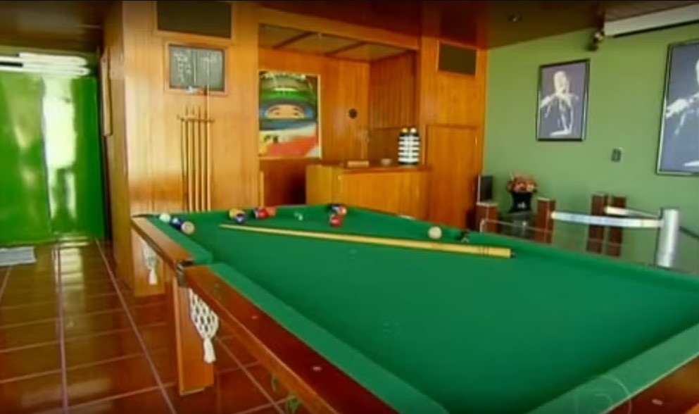 Elymar Santos vende cobertura de luxo por R$ 3 milhões