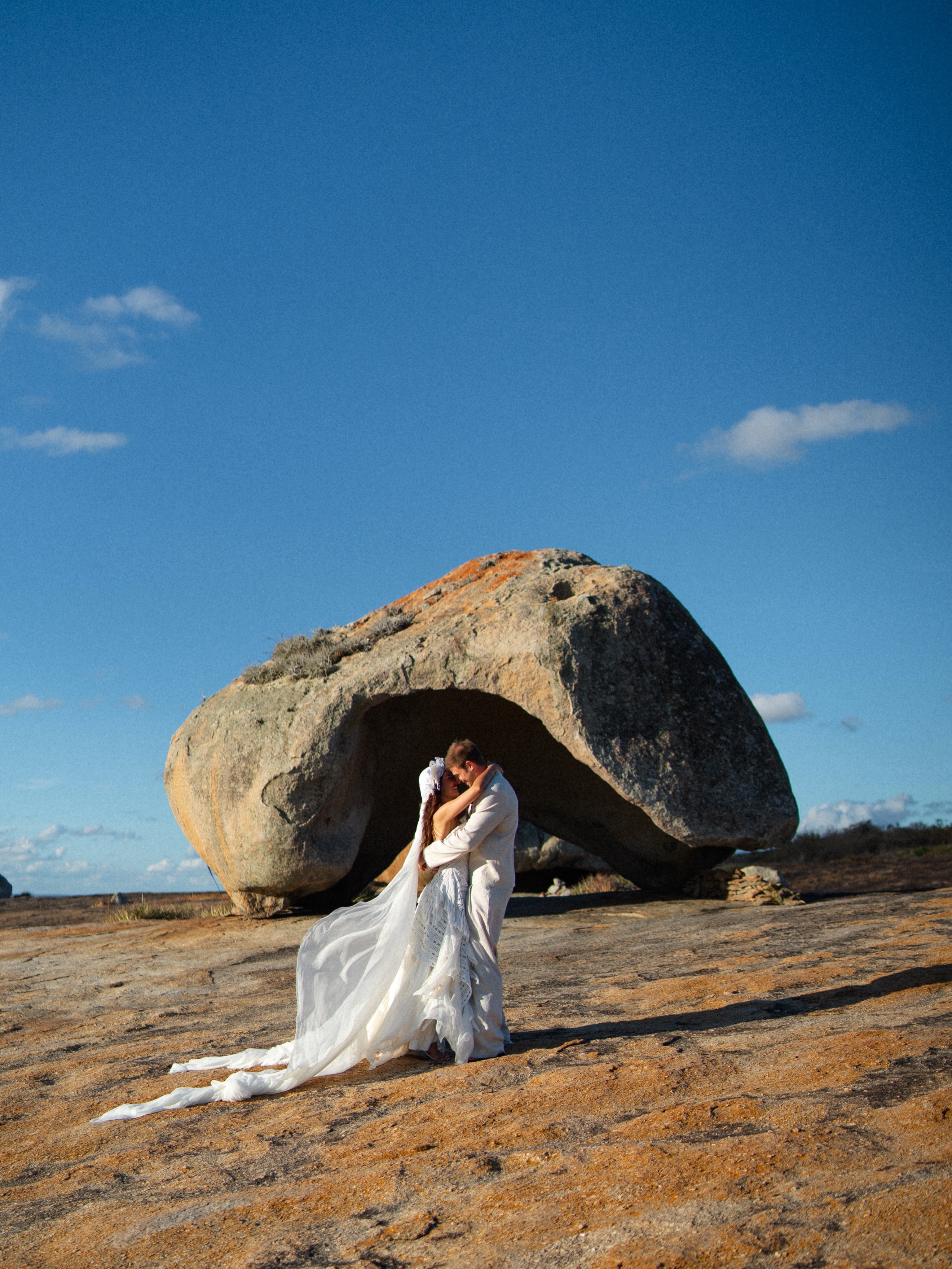 Em uma celebração longe dos grandes holofotes, Juliette e Kaique dividiram o momento com pessoas próximas e deram início a uma nova etapa da vida a dois — Foto: Gabriel Diniz