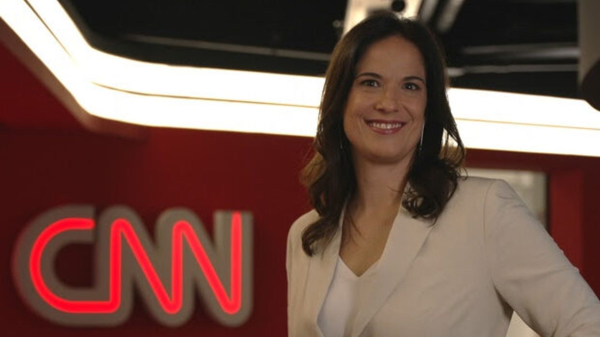 Jornalista Clarissa Oliveira pela CNN - Foto: Reprodução / Redes Sociais / Instagram