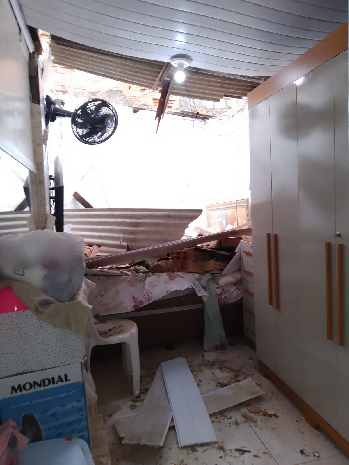 Casa desaba na Federação e área é isolada em alerta de risco | Divulgação/Codesal