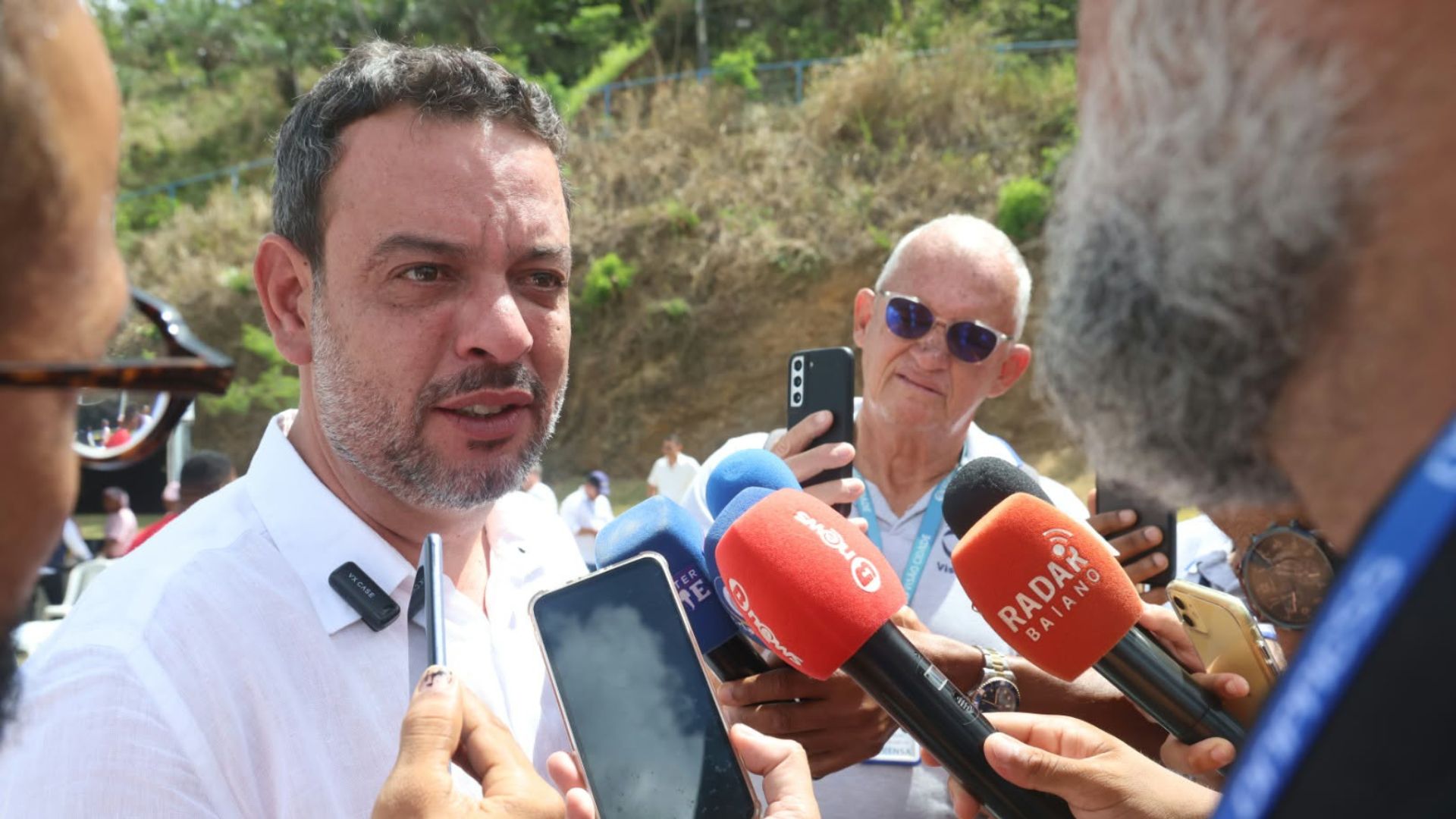Vídeo: Deputado federal eleito, Lucas Reis destaca importância das obras do VLT no Subúrbio: "a principal da cidade"