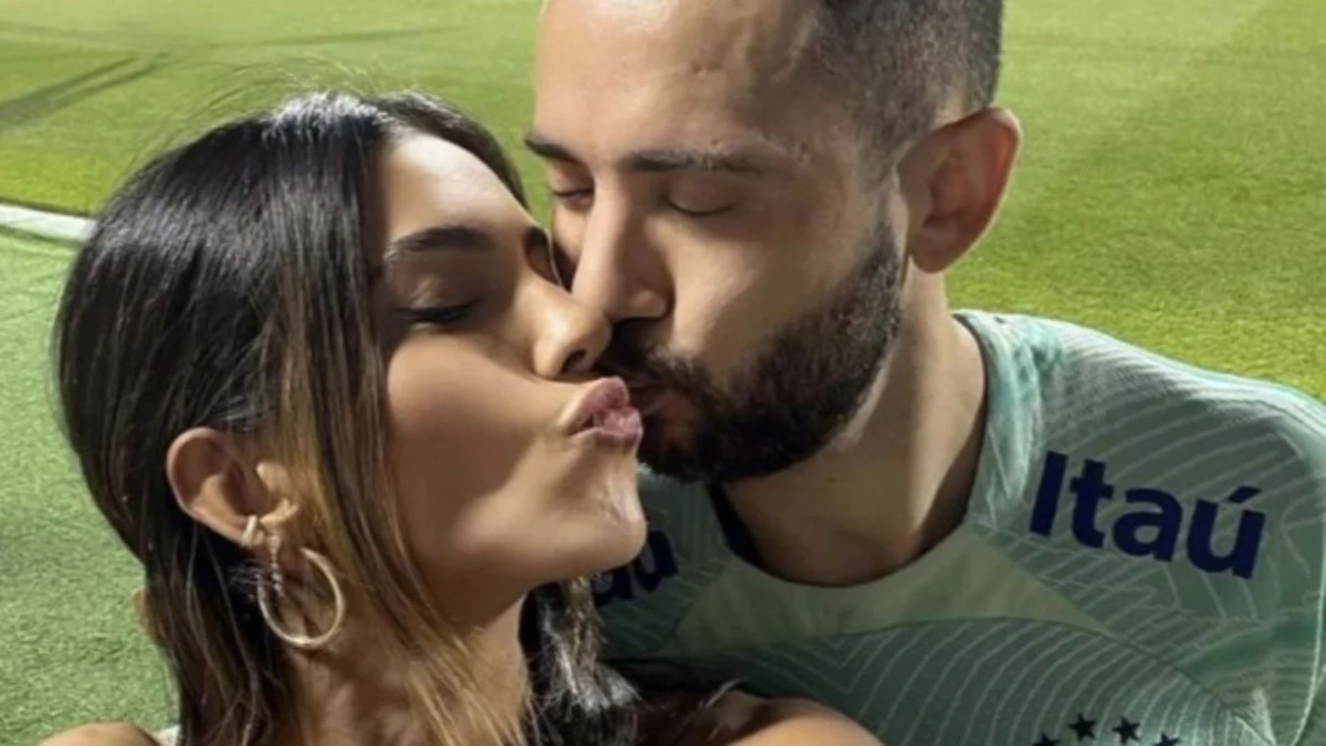 Everton Ribeiro e Marilia Nery - Foto: Reprodução / Redes Sociais / Instagram
