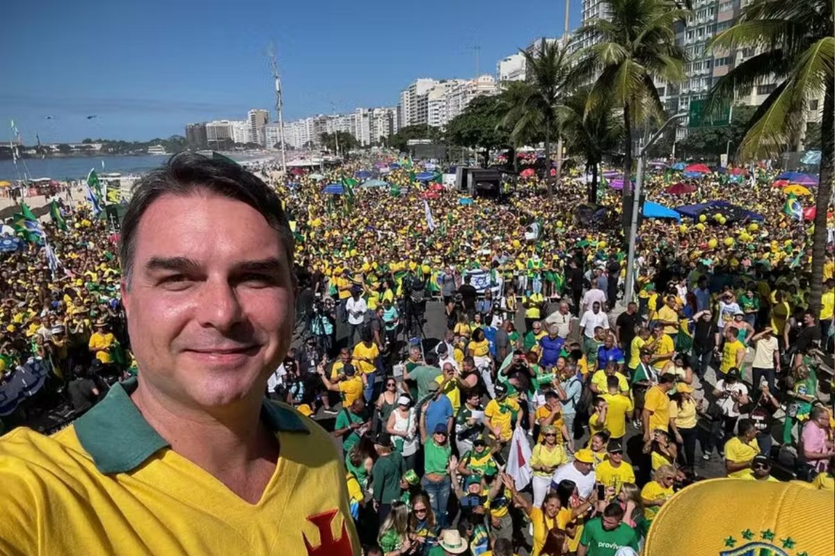 Flávio Bolsonaro 