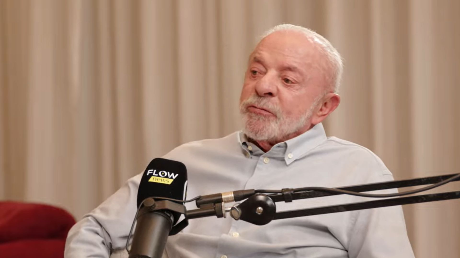 Lula no Flow: Lula diz que Trump deve 'cuidar dos EUA' e defende soberania do Brasil