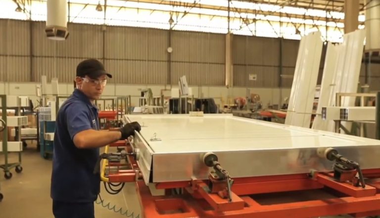 Gigante multinacional fecha única fábrica no Brasil após 83 anos em meio a crise financeira | Reprodução