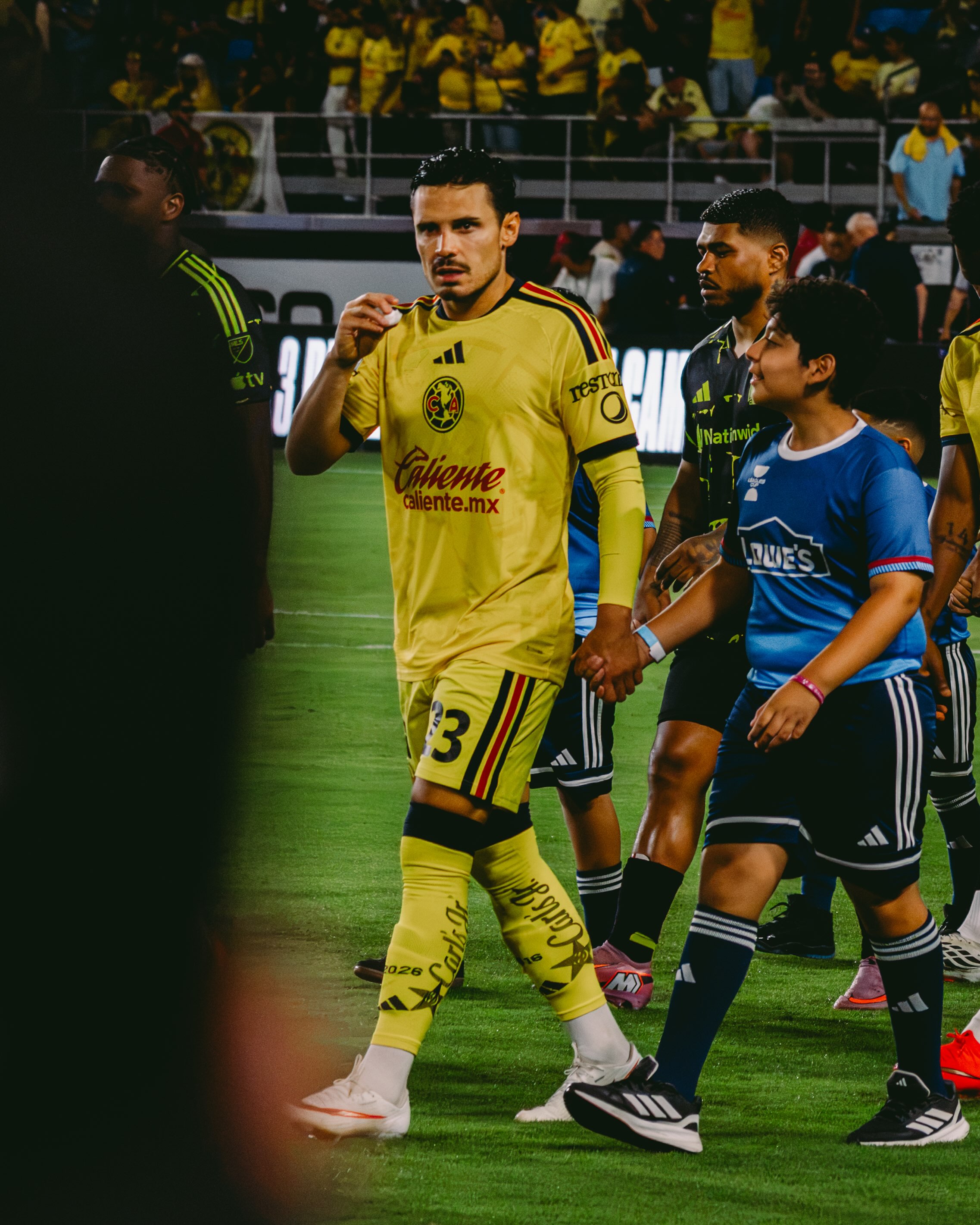 Reprodução / Instagram @raphaelveigaa