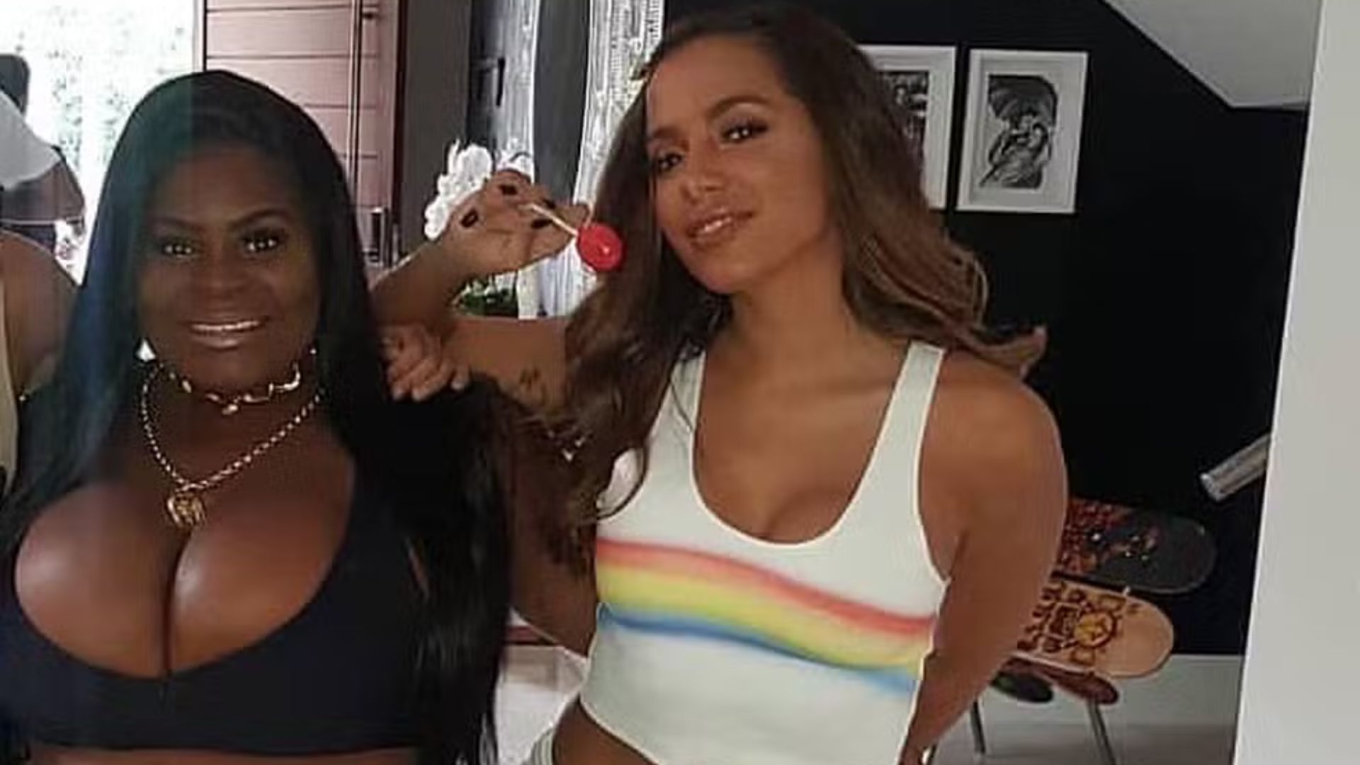 Anitta e Jojo Todynho estiveram no centro da polêmica relembrada por Gominho — Foto: Reprodução/Instagram