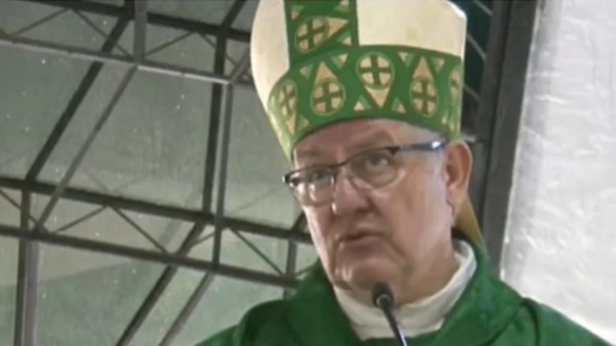 Durante missa em Brasília, bispo pede ajuda a Nossa Senhora contra o comunismo