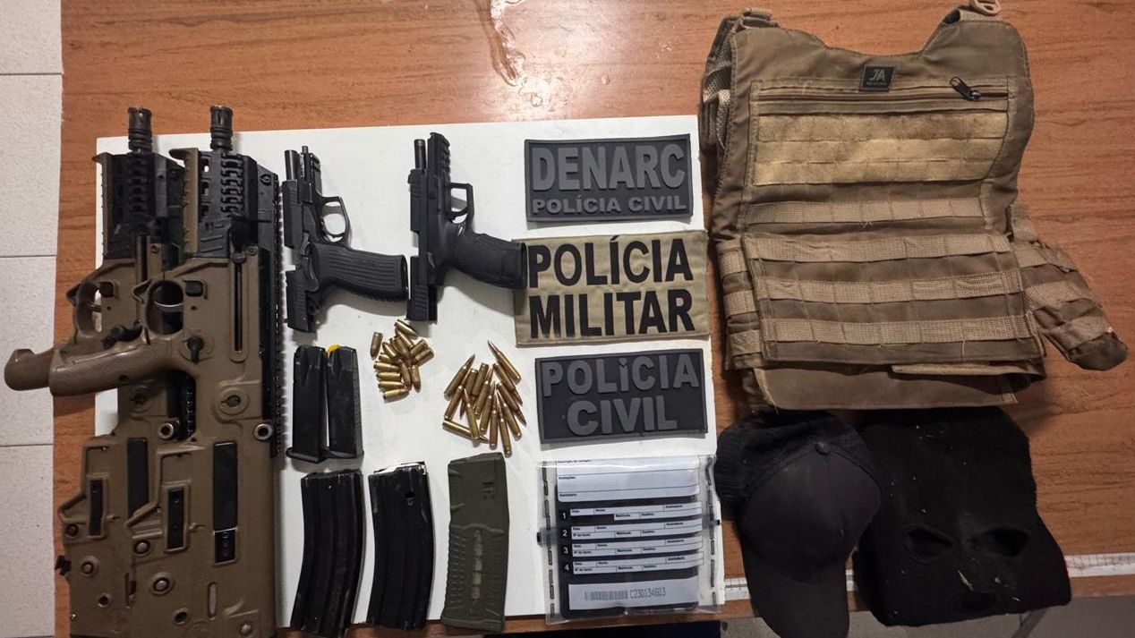 Três suspeitos são mortos após troca de tiros com policiais militares e civis em Porto Seguro; fuzis são apreendidos
