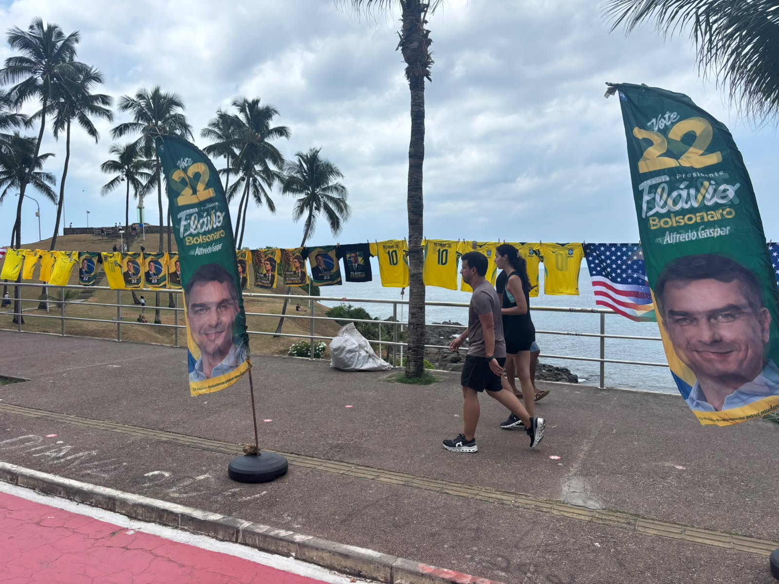 Ato de Flávio Bolsonaro será realizado na tarde deste sábado, 17