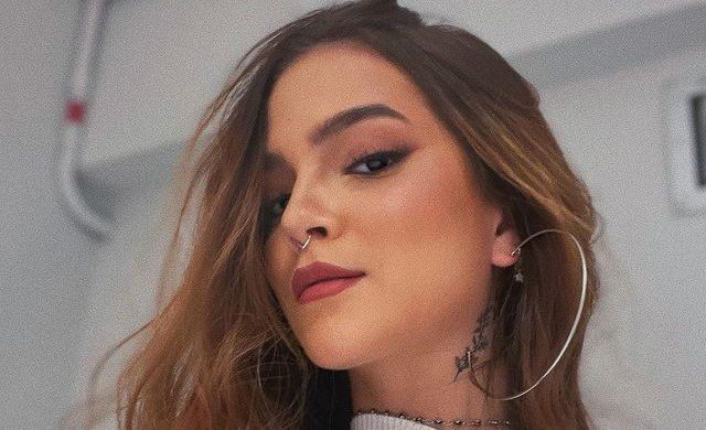 Pegou pesado? Mel Maia compartilha indireta para mulheres bolsonaristas: "Petista gostosa". Foto: Redes sociais