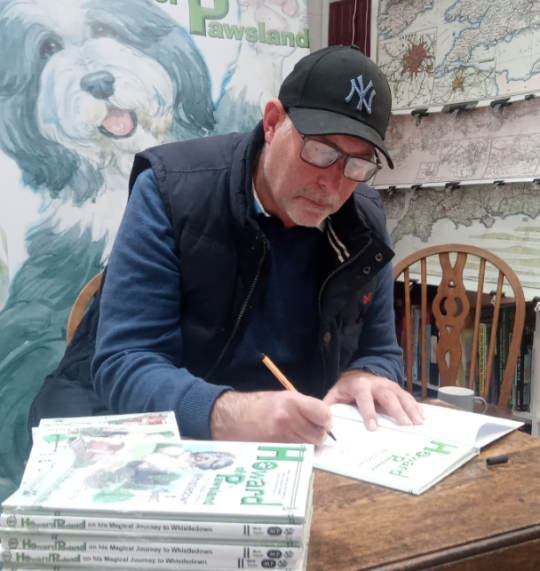 Escritor britânico relata cura de depressão e homenageia seu pet  