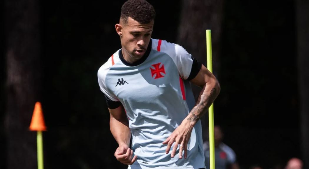 jogador do vasco se envolve em acidente