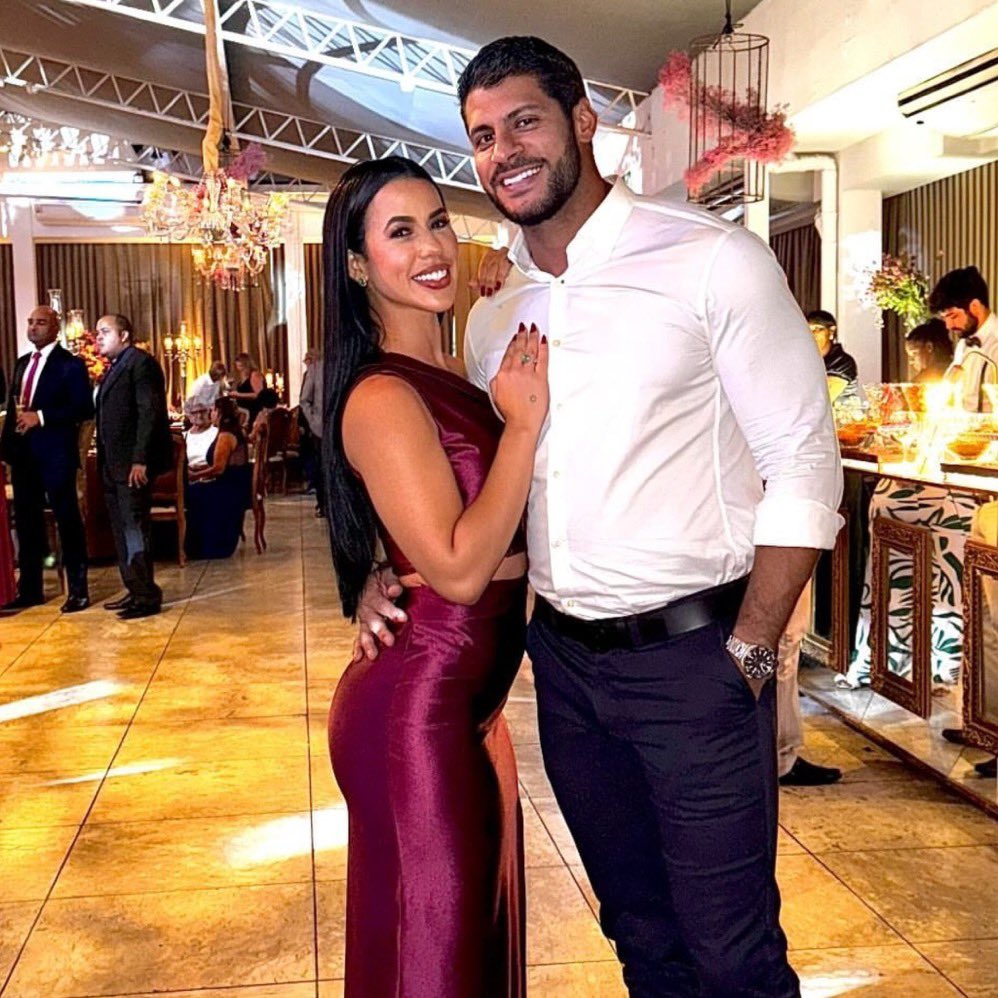 larissa tomásia e namorado