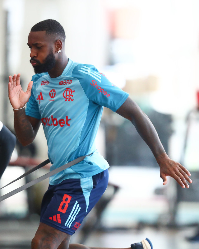Volante do Flamengo ainda não estreou pelo rubro-negro pela Série A