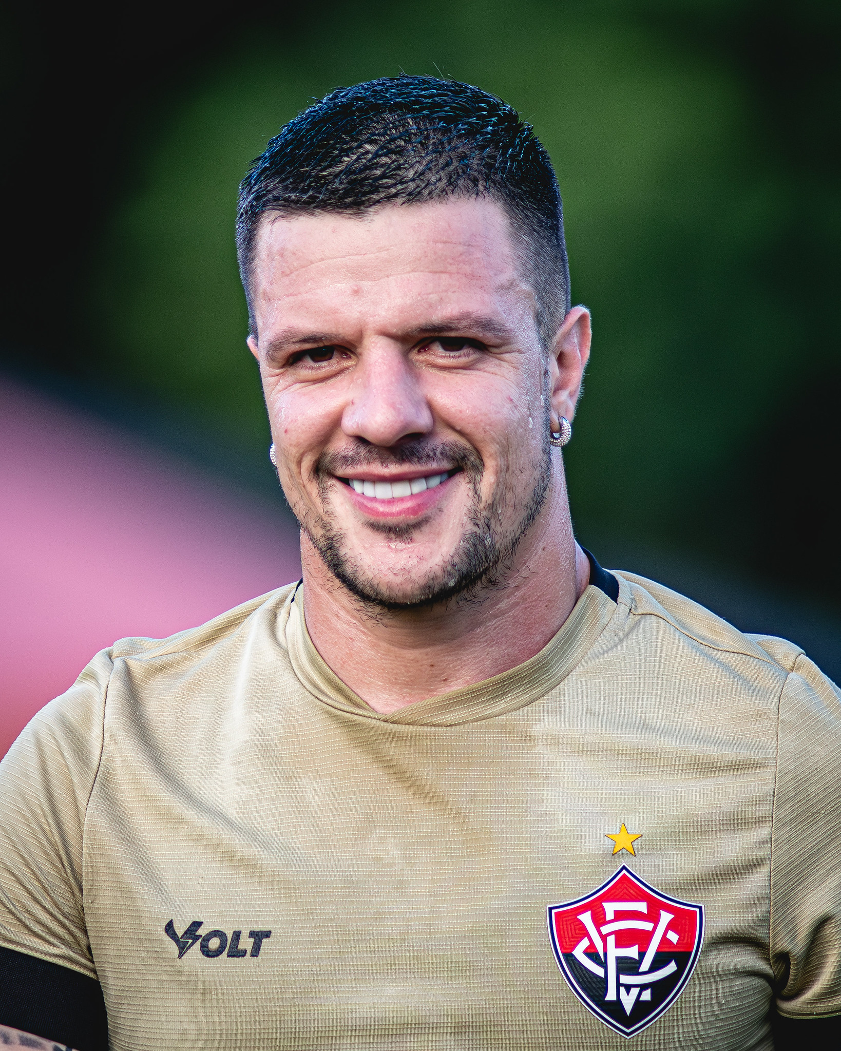 Renato Kayzer, em atividade na Toca do Leão