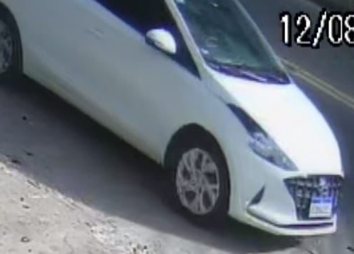 Carro com placa clonada