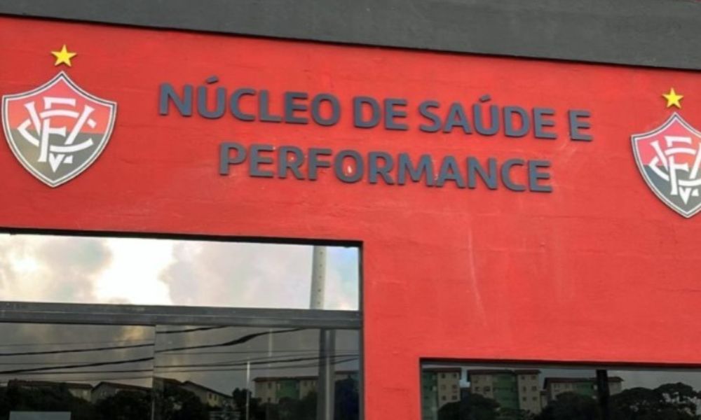 Foto de correção da nomenclatura de prédio do Barradão