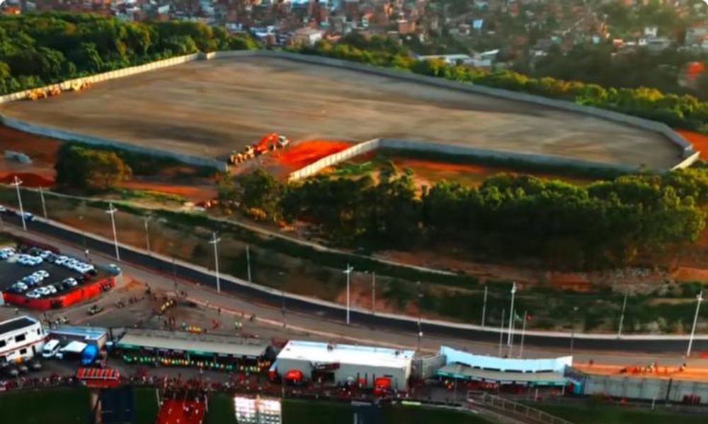 Foto do novo estacionamento do Barradão