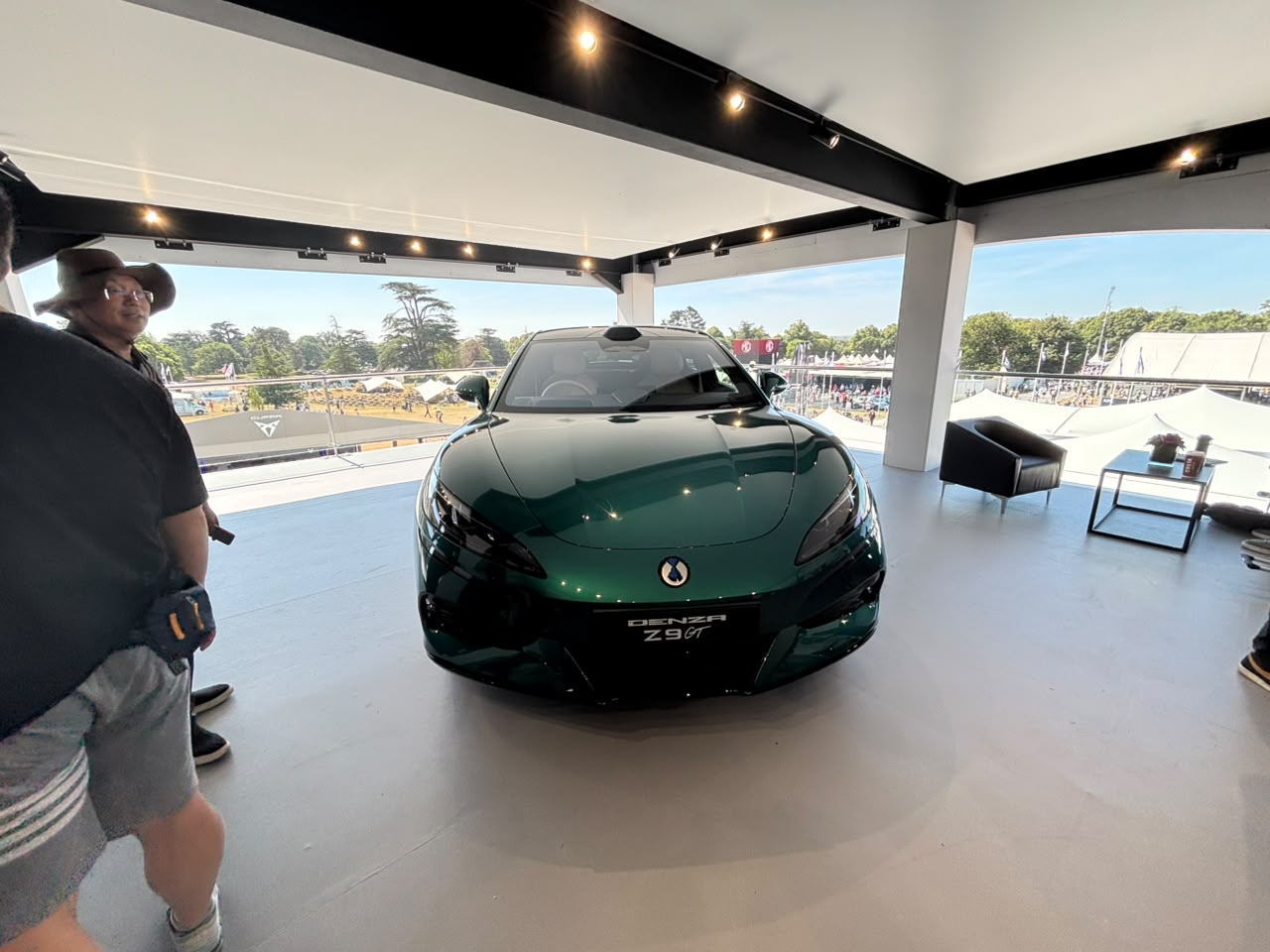 BNews na Inglaterra: Festival de Goodwood - Denza Z - BYD