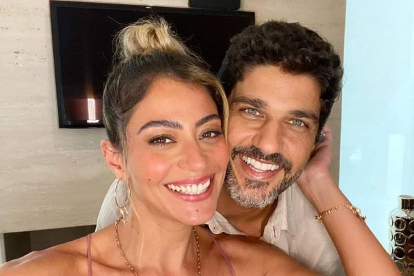 CAROL E BRUNo