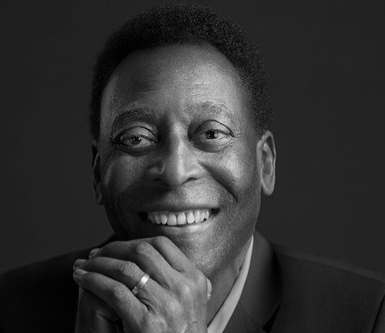 Pelé morre vítima de câncer