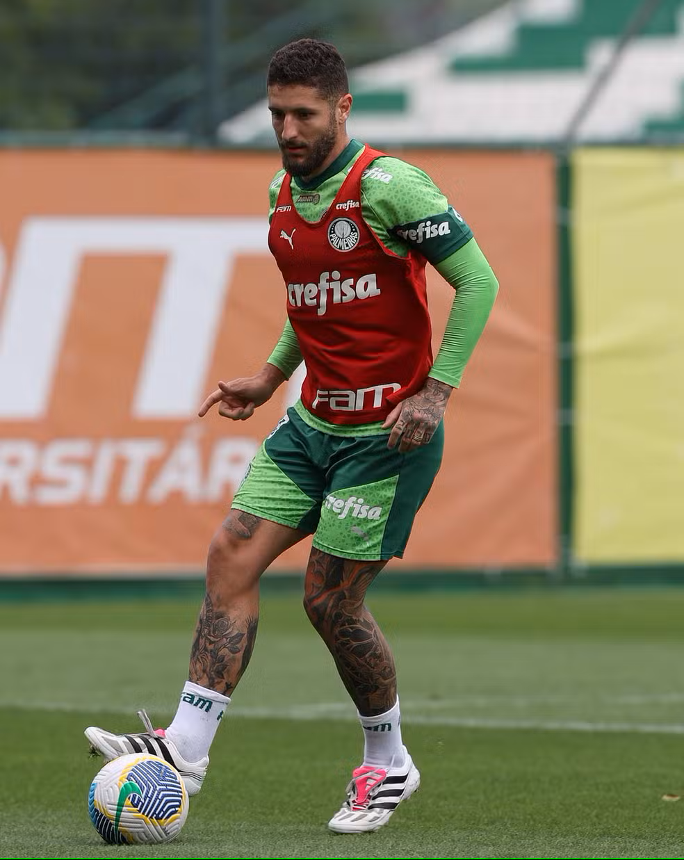 Zé Rafael treinando no Palmeiras