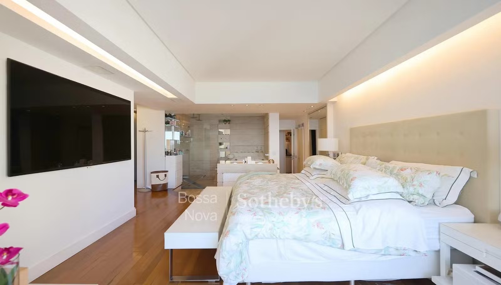 Atriz está vendendo o imóvel localizado na Barra da Tijuca por R$ 9 milhões
