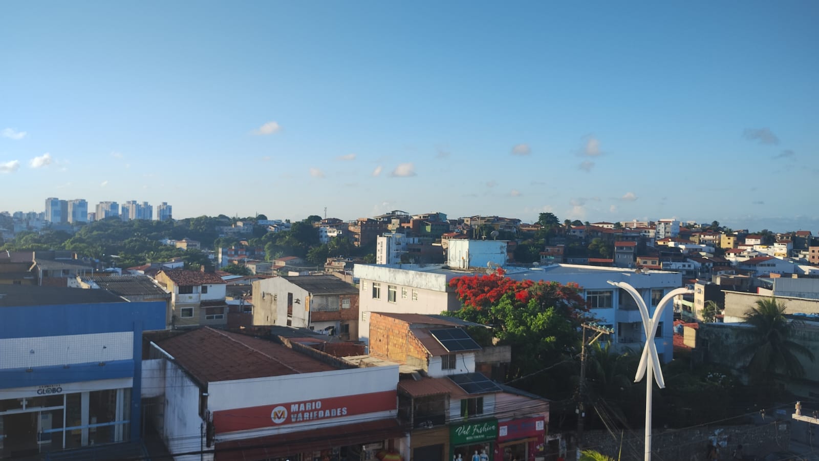 Casas em Itapuã