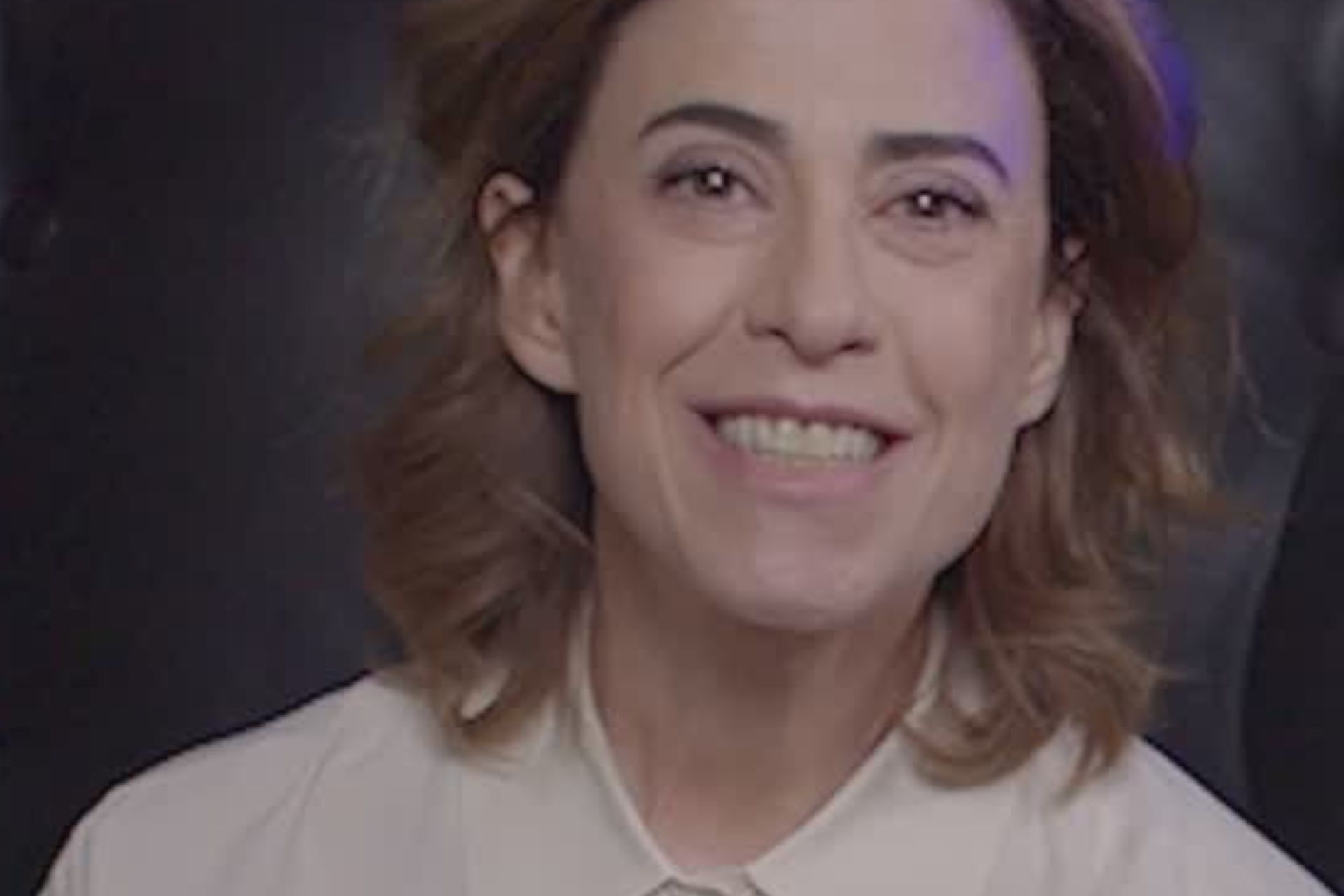 Atriz internacional tieta Fernanda Torres: “Eu te venero”