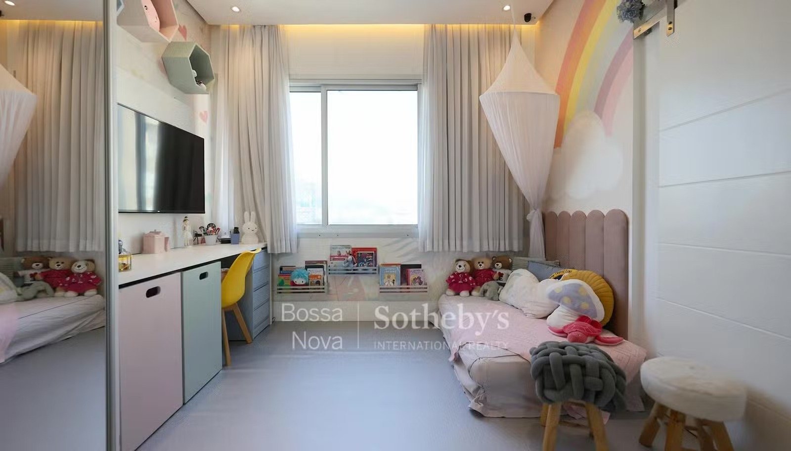 Atriz está vendendo o imóvel localizado na Barra da Tijuca por R$ 9 milhões