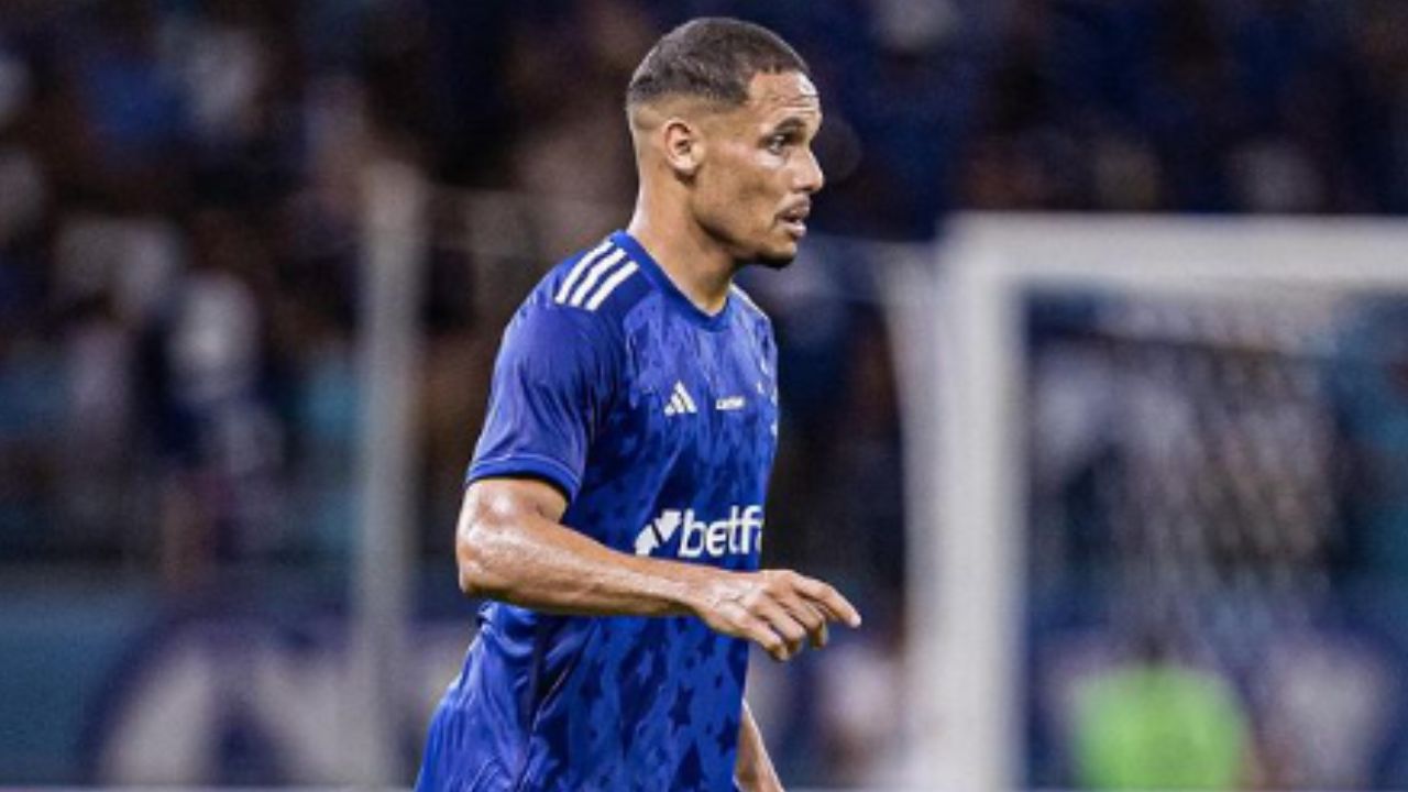 Neris em ação pelo Cruzeiro - Reprodução/Redes Sociais