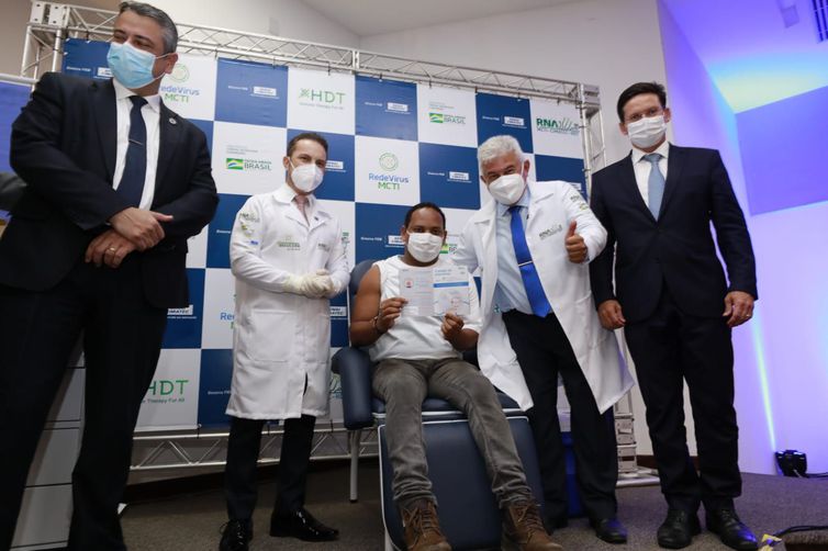 Ministros João Roma e Marcos Pontes estiveram presentes