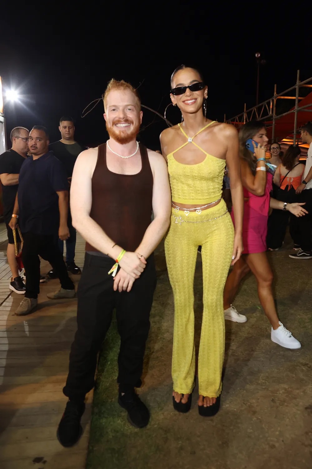 BBB23: Ex-integrante da Casa de Vidro, Manoel tieta Bruna Marquezine em show; veja fotos