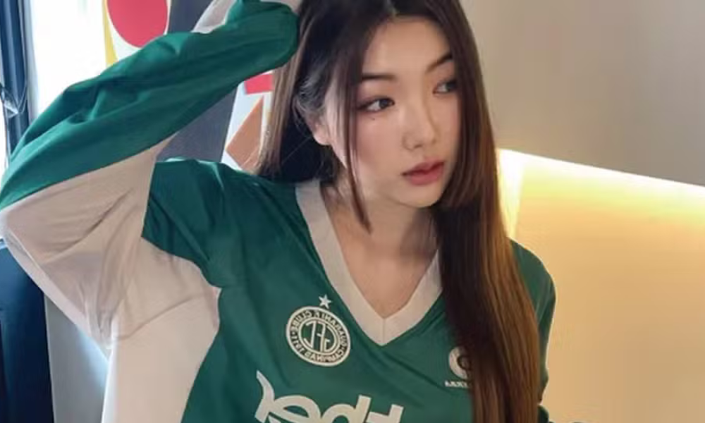 Estrelas do K-Pop utilizam camisas do Guarani e vira sucesso na Coréia do Sul