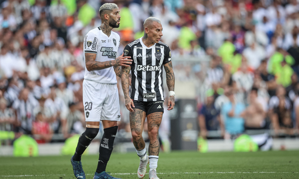 Vargas, em ação pelo Atlético-MG, na final da Libertadores 2024