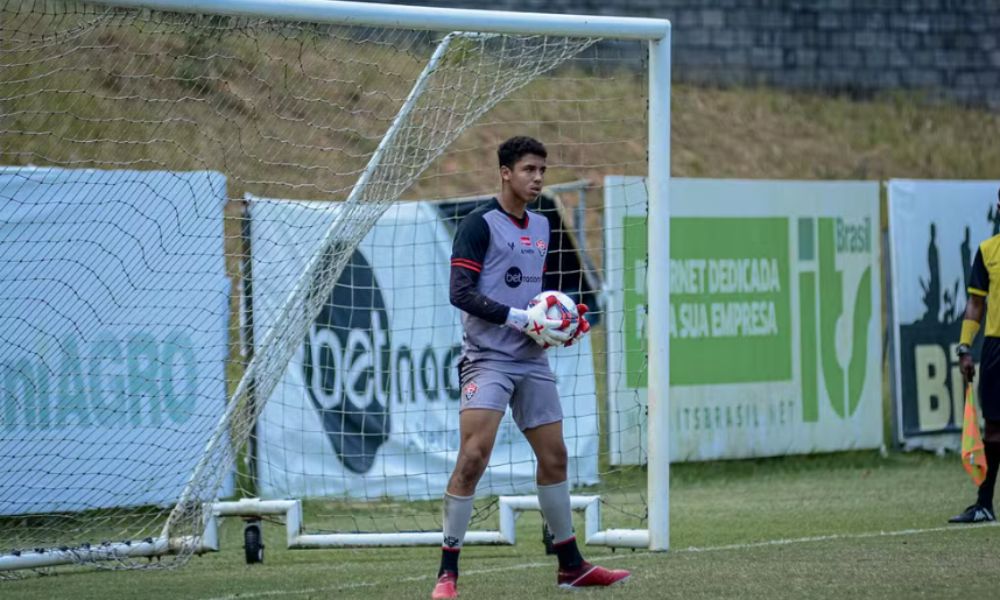 Goleiro David Barbosa em atuação com a camisa do Vitória - Foto: Victor Ferreira / EC Vitória