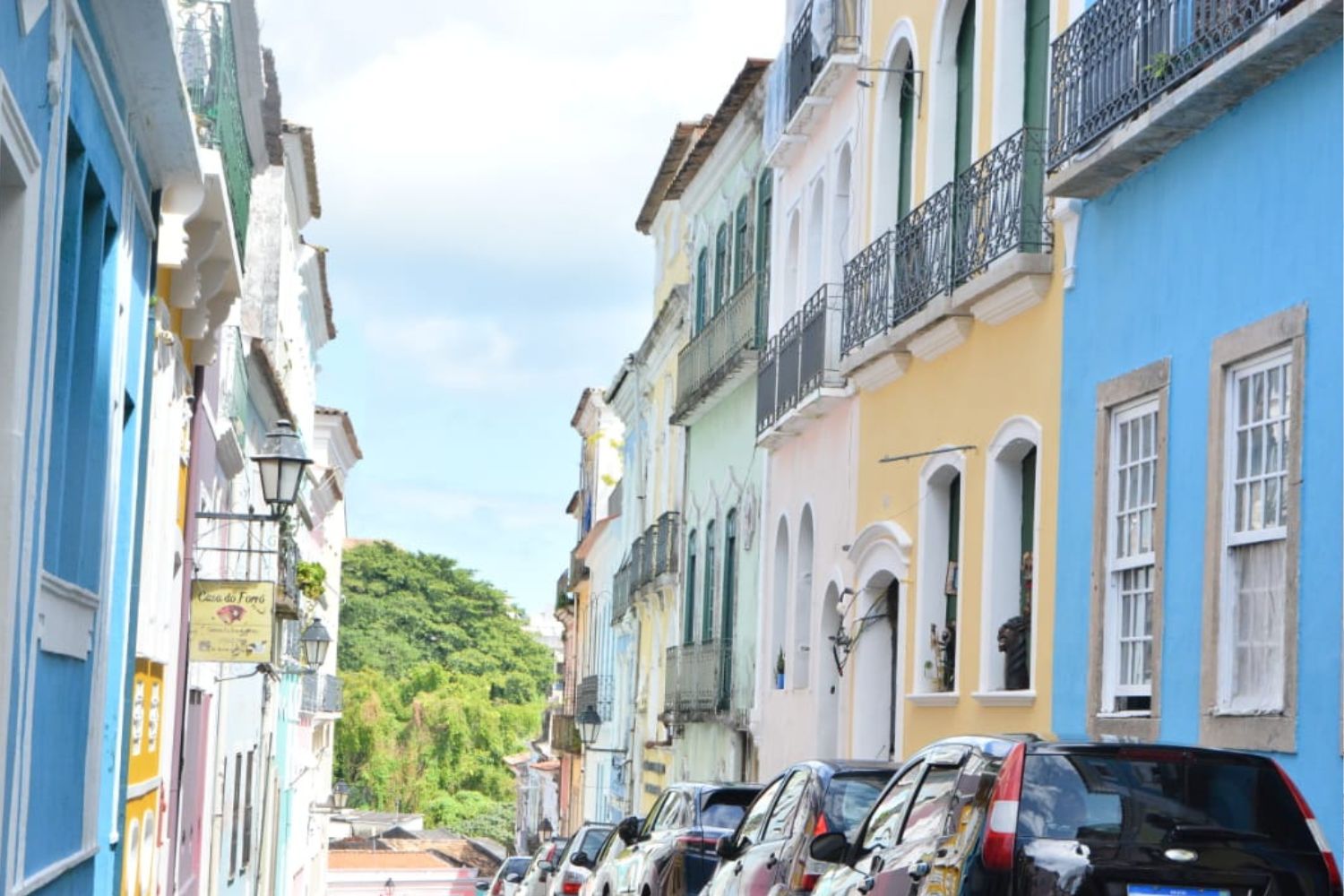 Casas no Santo Antônio Além do Carmo