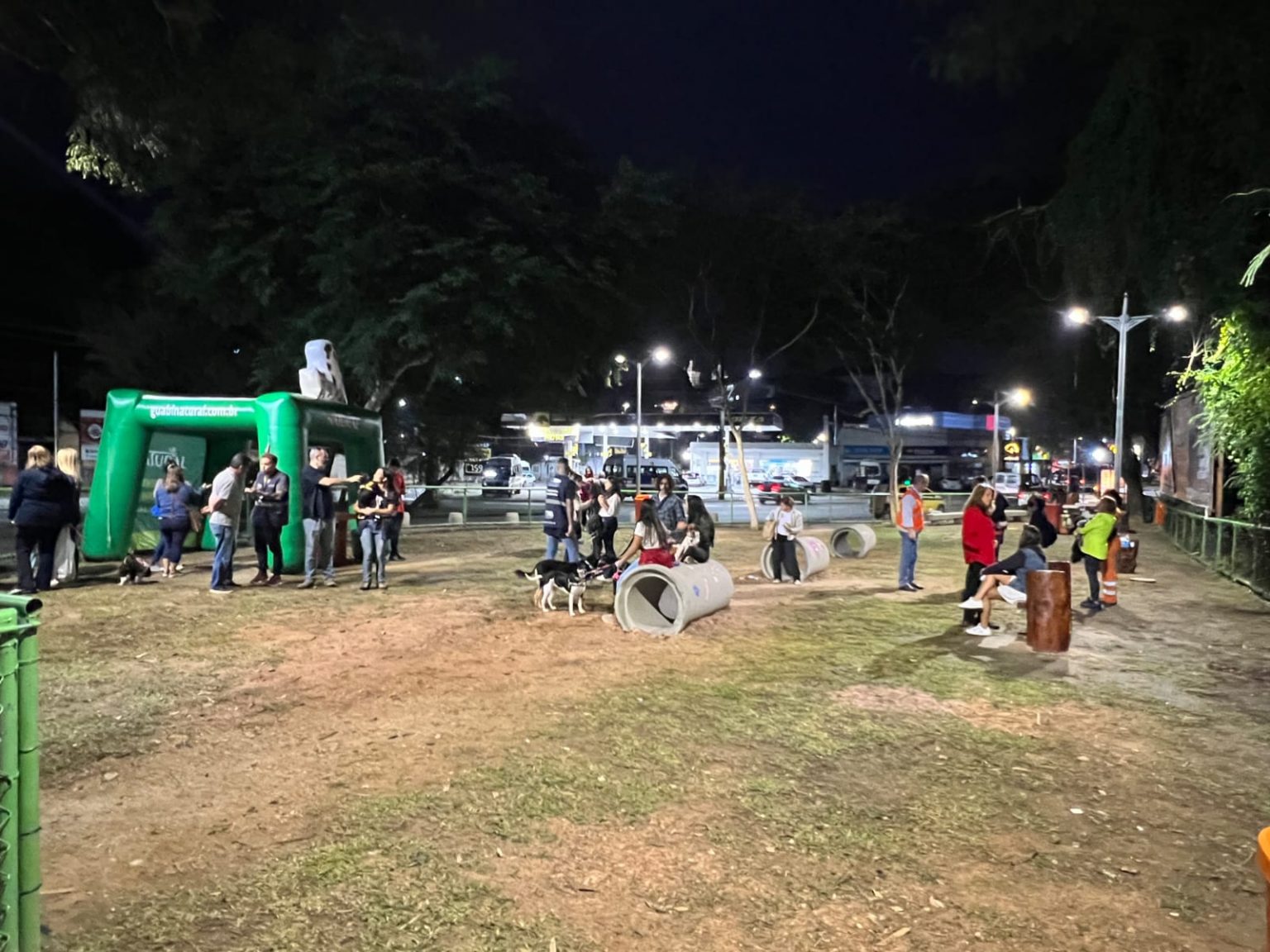 Parcão para pets é inaugurado em homenagem a Jesse Koz e Shurastey