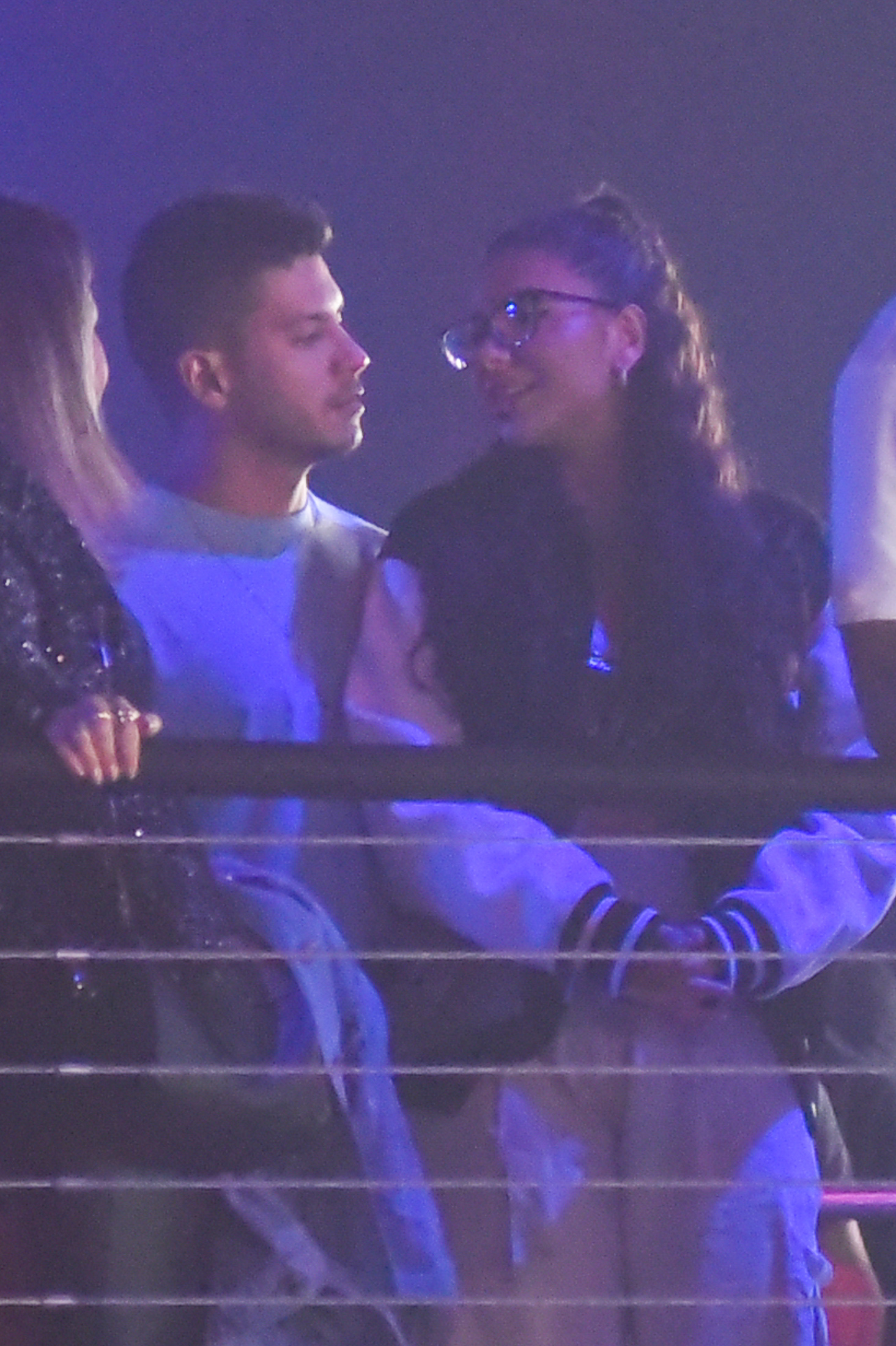 ARTHUR E MULHER 