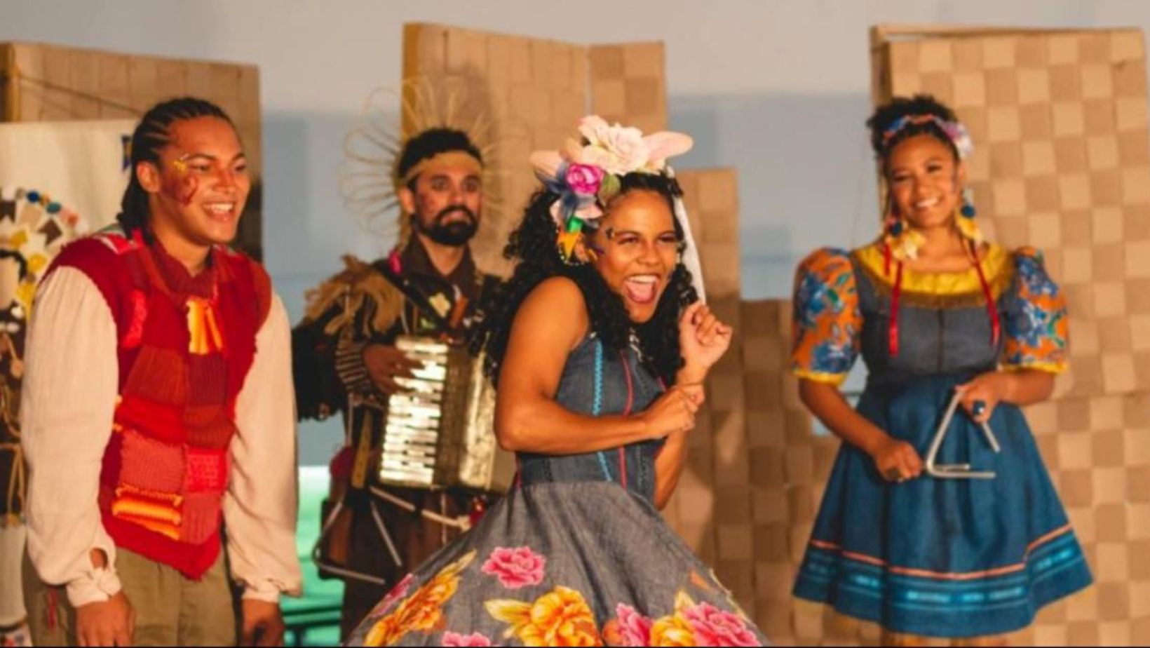 ‘Show Infantil com Rominho e Marieta’