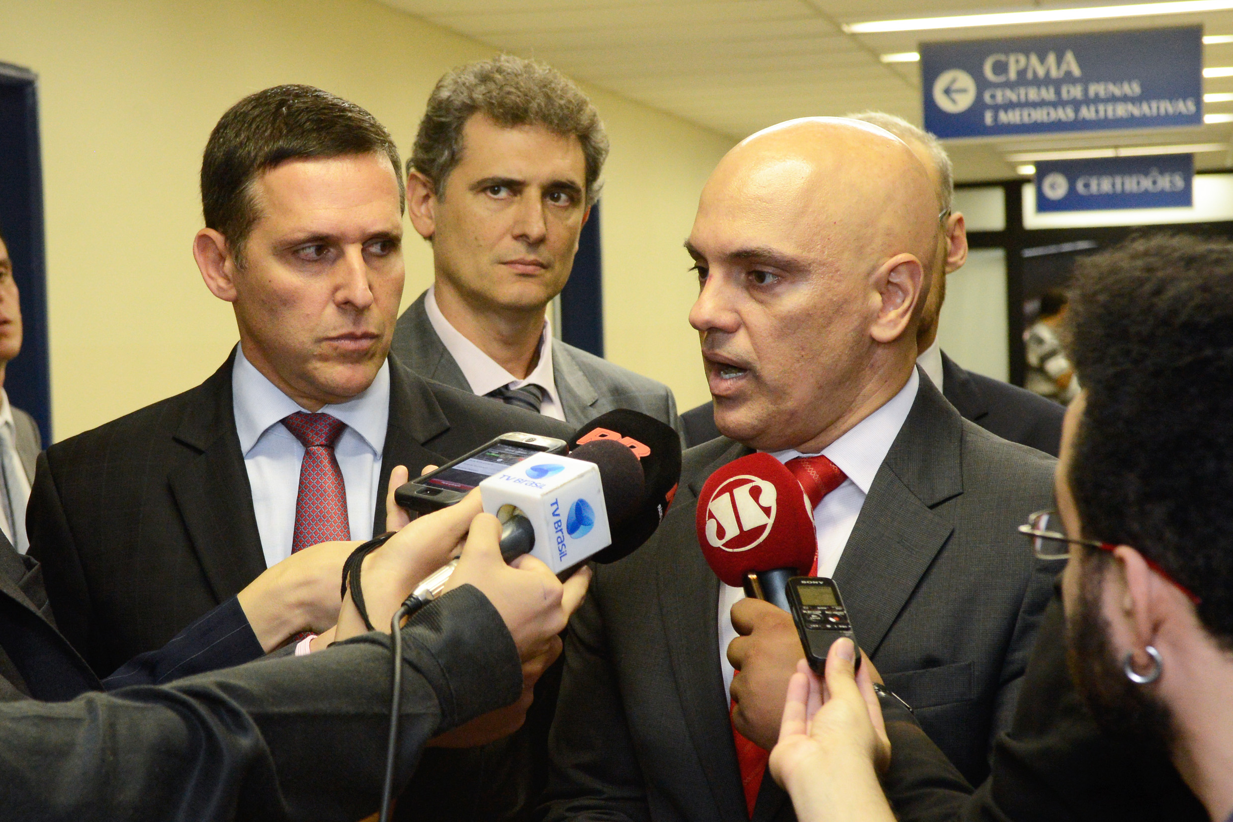 Entidades de imprensa veem “séria ameaça” após busca contra fonte de jornalista autorizada pelo STF