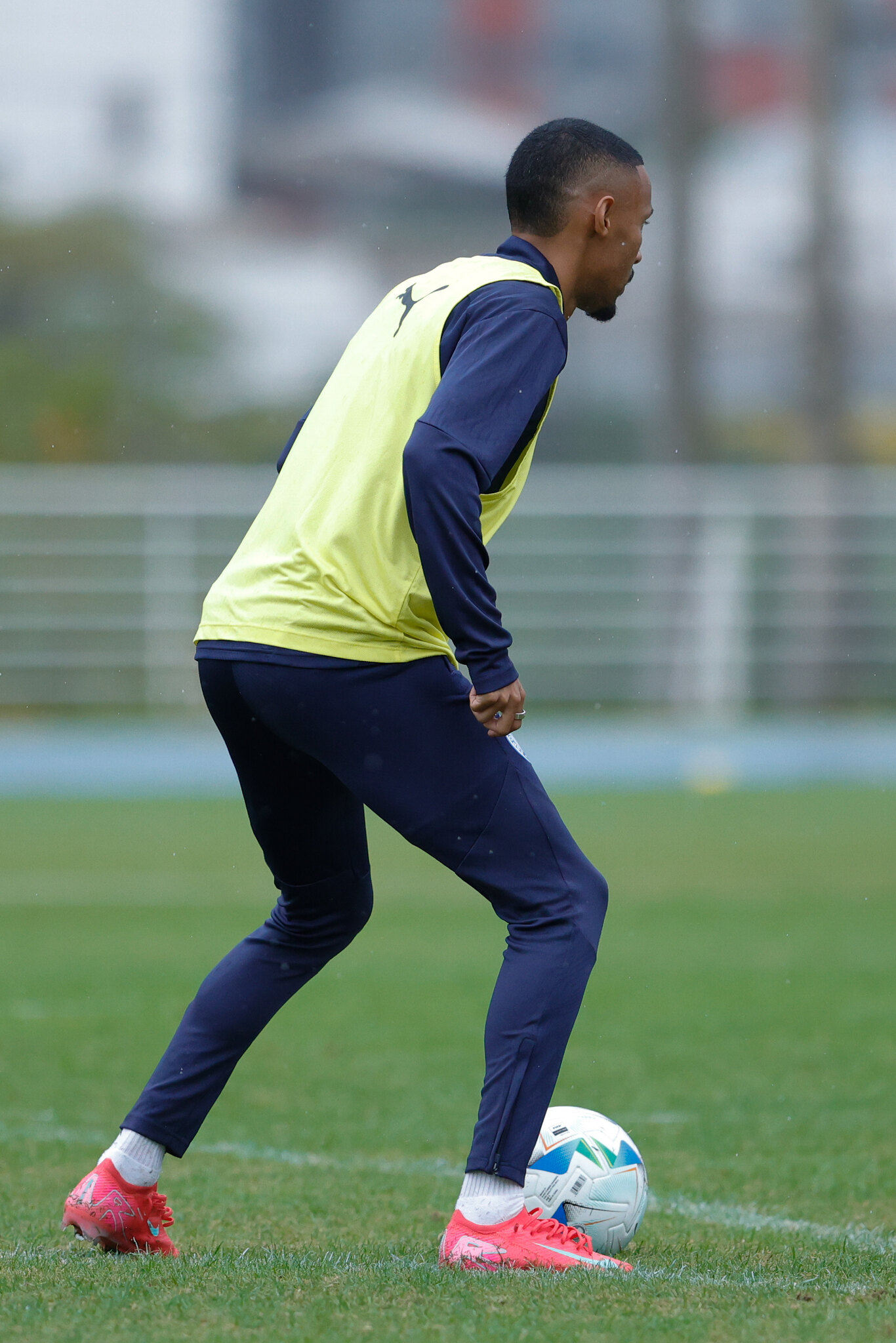 Ademir em ação na atividade desta segunda (26)