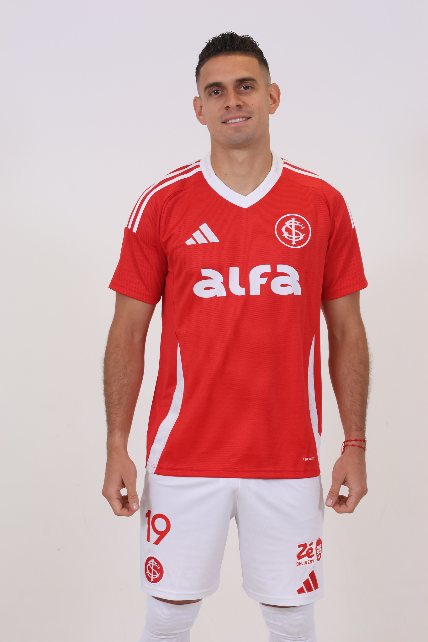 Borré, atacante colombiano do Internacional