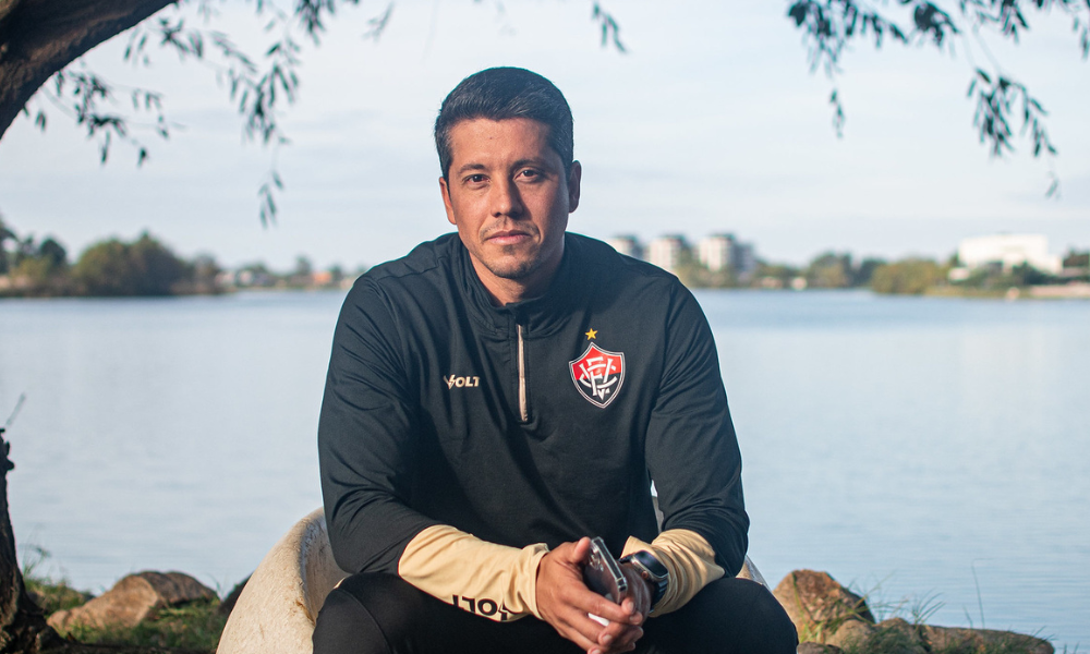 Técnico Thiago Carpini