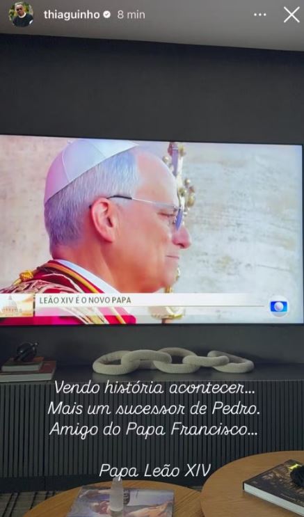 Famosos reagem ao anúncio de que novo papa é escolhido 