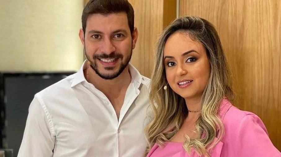 Caio Afiune (ex-BBB 21) e Waléria Mota