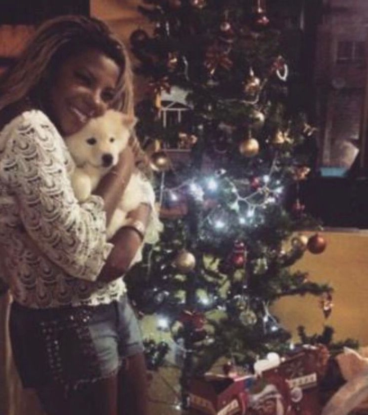 Ludmilla faz texto emocionante para se despedir de cachorro: "Porque você não me esperou?" 